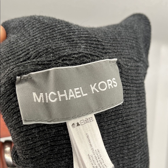 Michael Kors Charcoal Knit Beanie with MK Logo - Picture 3 of 3